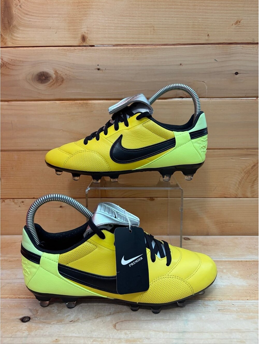 New Nike The Nike Premier III Fg Volt soccer cleats HM0265-700 mens 5 / W 6.5